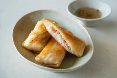 切干大根がごちそうに。具材2つでしみじみおいしい簡単春巻き＜長谷川あかりさんレシピ＞