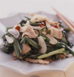 不思議な組み合わせだけど、さっぱりウマイ！豚肉とラッキョウの夏炒め