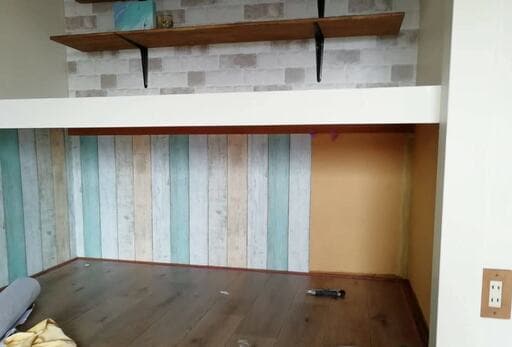 リメイクシートを貼った押入れ