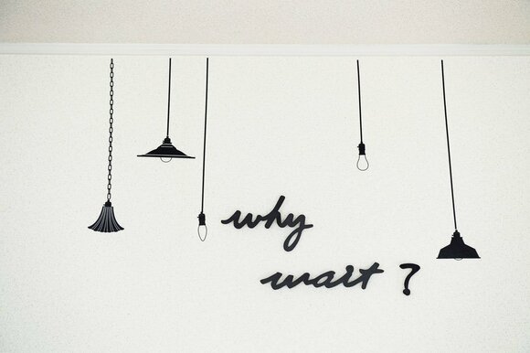 壁に黒ウォールステッカー