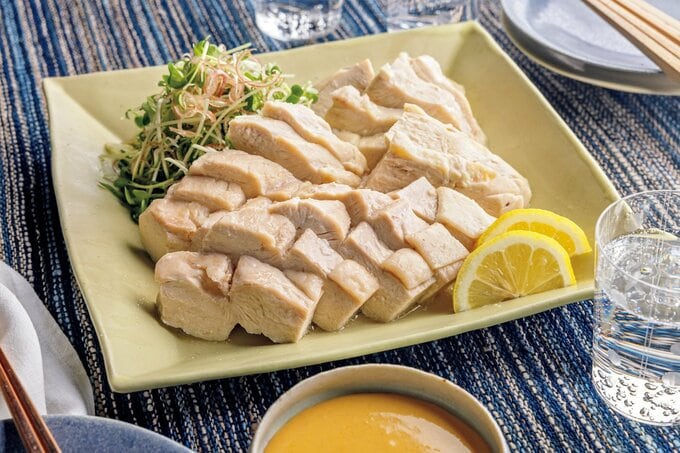 鶏胸のオイル蒸し特製ソース