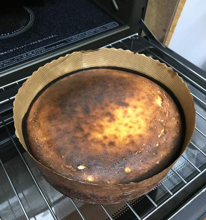バスクチーズケーキ