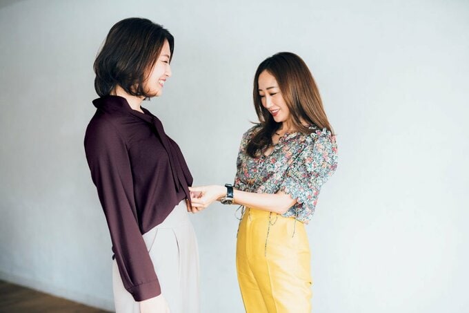 トップスはインして脚長効果