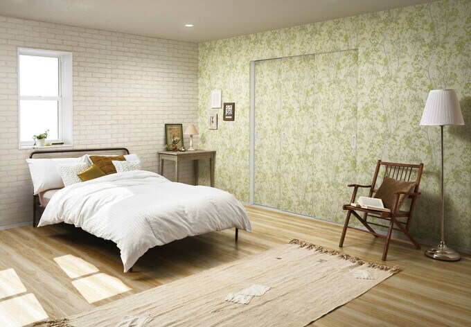 壁とドアを一体化させた壁紙