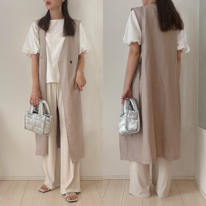 ホワイトのブラウスとジレを合わせて