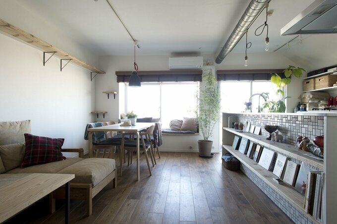 遊び場とインテリアが一体化！姉妹ネコ2匹が仲良く暮らせる家のヒミツは…