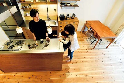 【マンションリノベ事例】LDKの一角にはハコのようなロフト！57㎡の空間に新たな居場所が生まれた