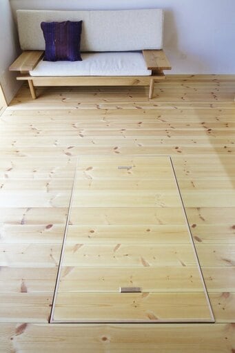 古材を生かして、快適な二世帯