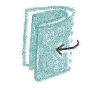 さらに半分に折る