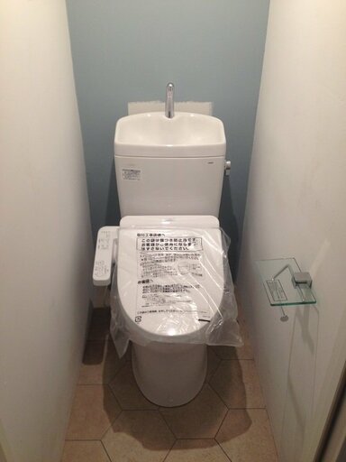 トイレの壁の塗り残し