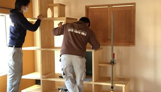 オーダー家具の取り付け風景