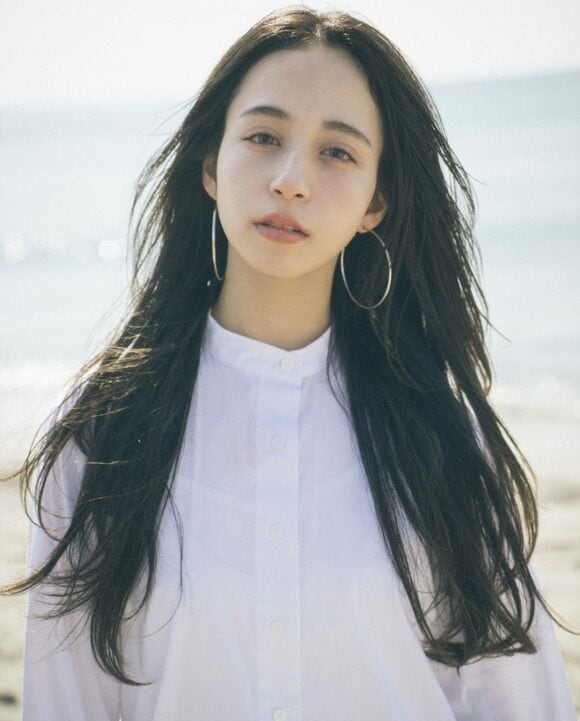 クールでスタイリッシュなロングヘア