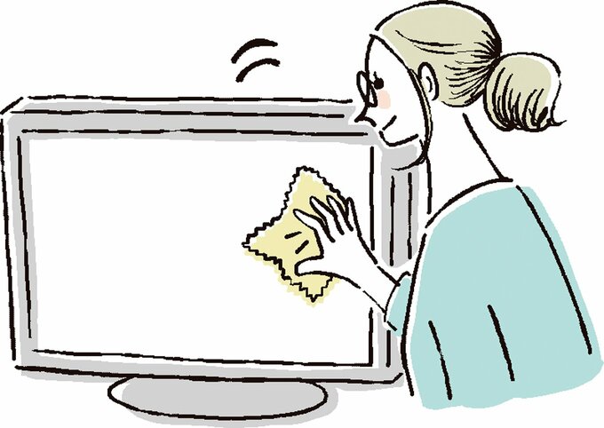 テレビを拭く女性