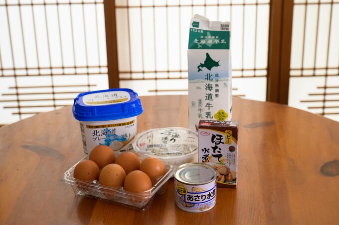 卵、ヨーグルト、牛乳などのタンパク質食材