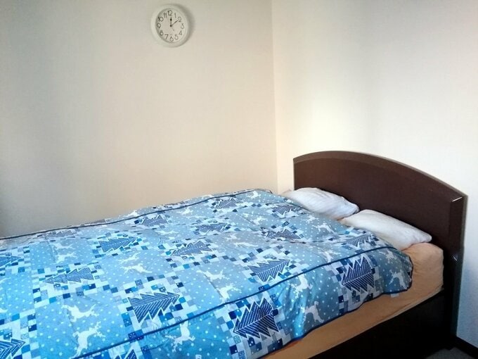 大きなベッドより布団の方が小回りがききます