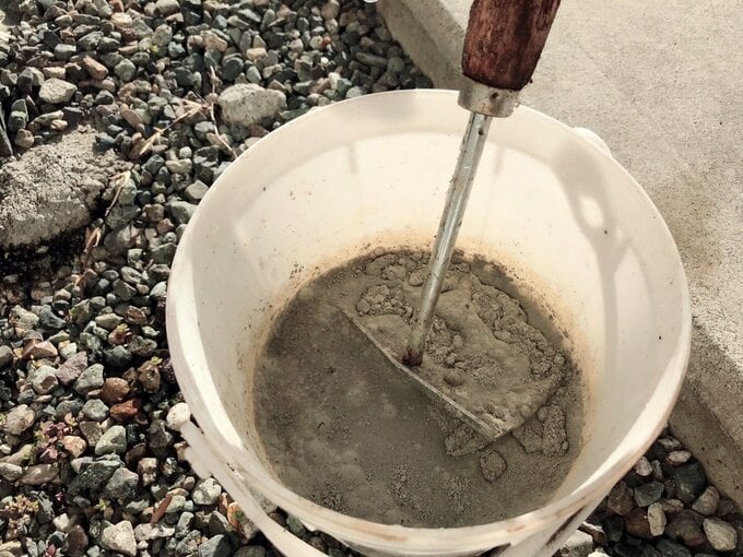 モルタルづくりの様子