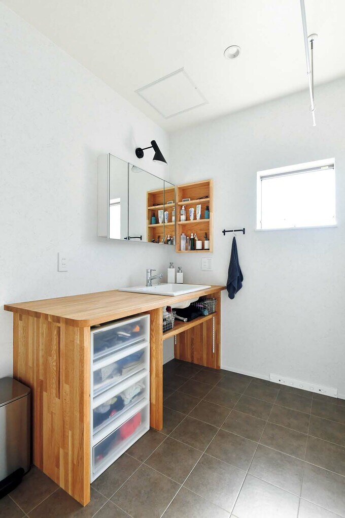 つくりつけの洗面台