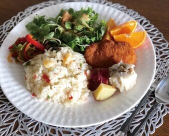 72歳・ひとり暮らしの「リアルな食事」。余ったおかずも、盛り合わせにすれば華やか