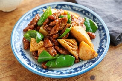 大豆ミートでつくるチンジャオロース。ヘルシーなのにお肉のような満足感