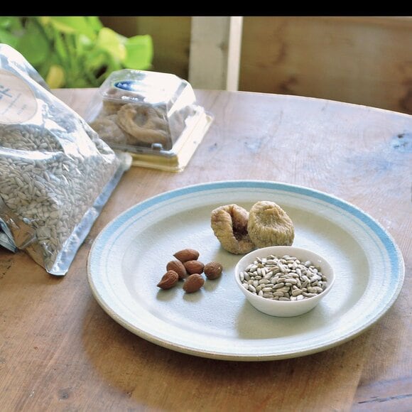 ナッツやヒマワリの種で 夏バテ対策！