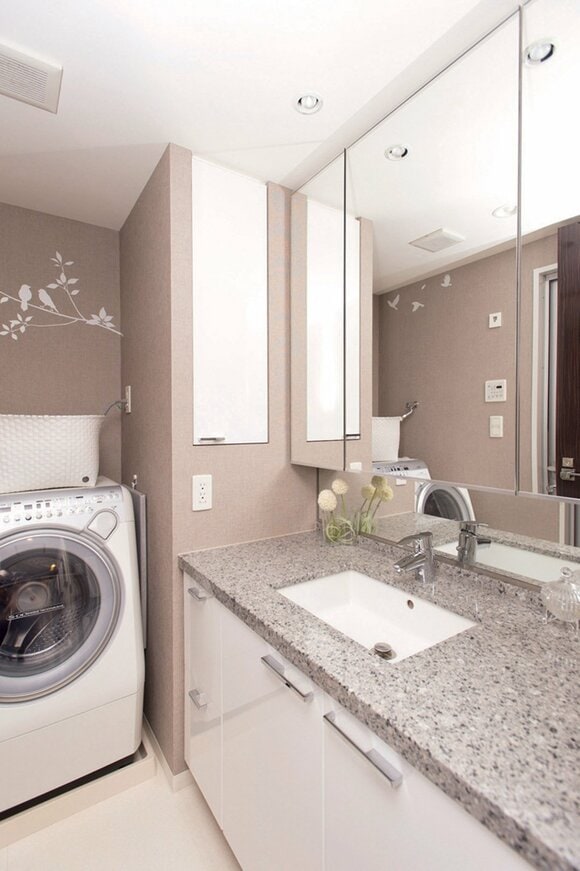 水回りは家事の効率と清潔感を考えて収納場所を設置【洗面所・浴室】