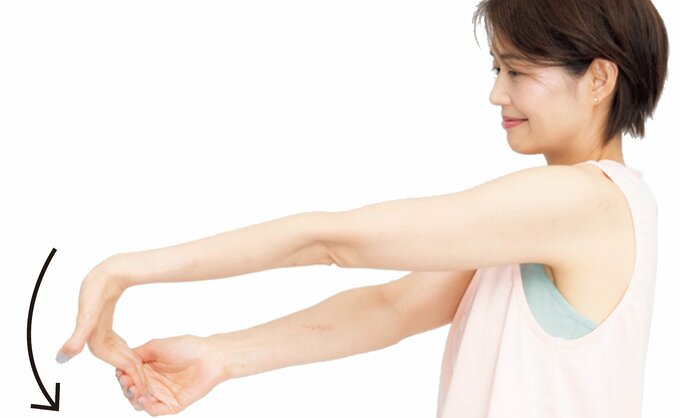 「内関(ないかん)」のツボをストレッチ