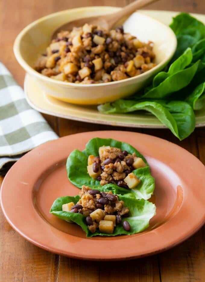 あずき そぼろの葉っぱ包み