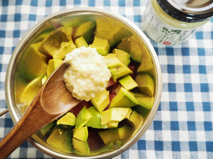 マグロとアボカドに追加