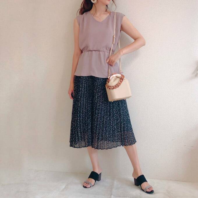 フェミニンなデートコーデ