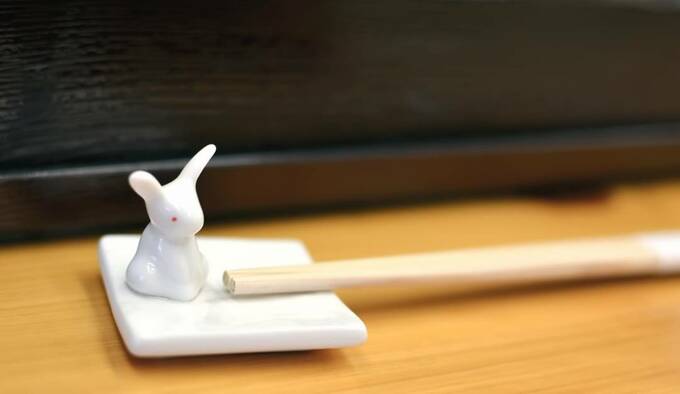 ウサギの箸置きと箸