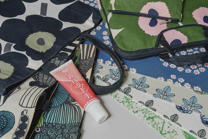 マリメッコの布地でバッグをリメイク