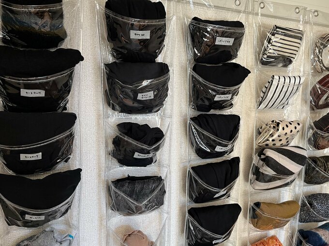 インナー類もウォールポケットに