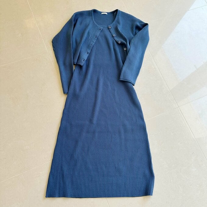 GUのマルチウェイリブニットワンピース
