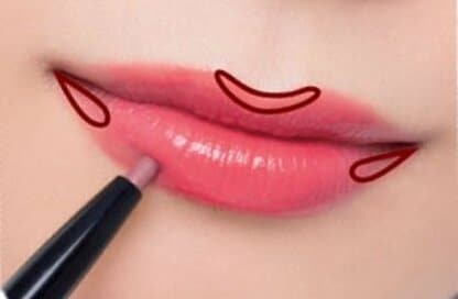 大人の赤リップで「老け顔」にならないためには？春の旬顔レッスン