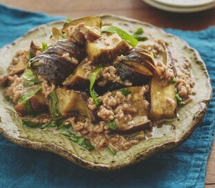 山本ゆりさん流「ナスが最高においしくなる」レシピ。電子レンジで絶品あんかけが簡単