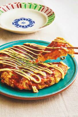 冷蔵庫の残り野菜でつくる「お好み焼きオムレツ」。食べごたえ抜群なのに低カロリー
