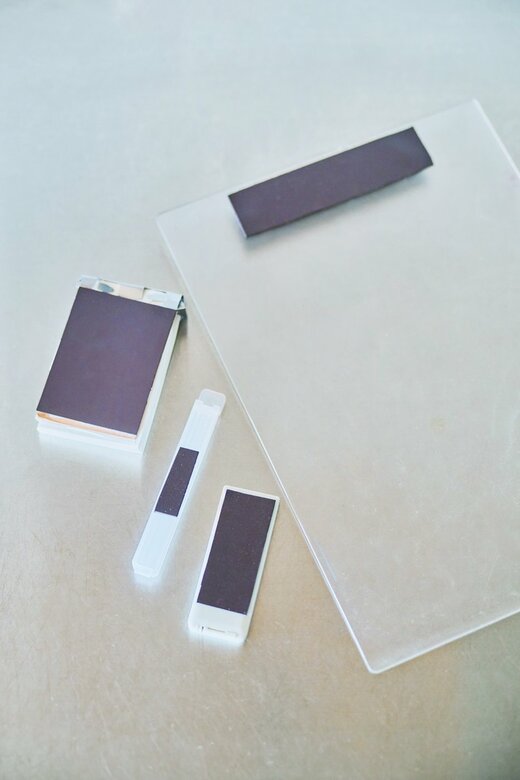 バインダーやリモコン