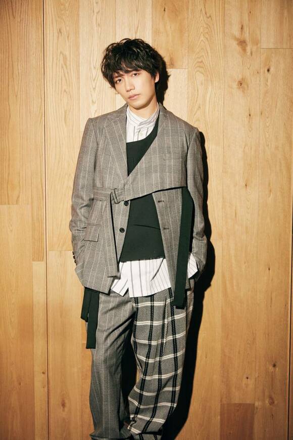 山崎育三郎さん