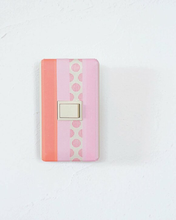 スイッチプレートを壁のワンポイントに