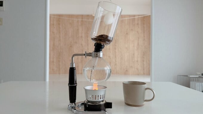 サイフォン式のコーヒーメーカー