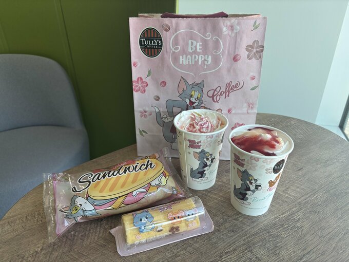 TULLY’S×トムとジェリーの期間限定コラボ商品