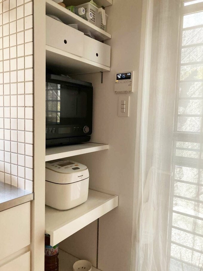 キッチンの造作収納棚