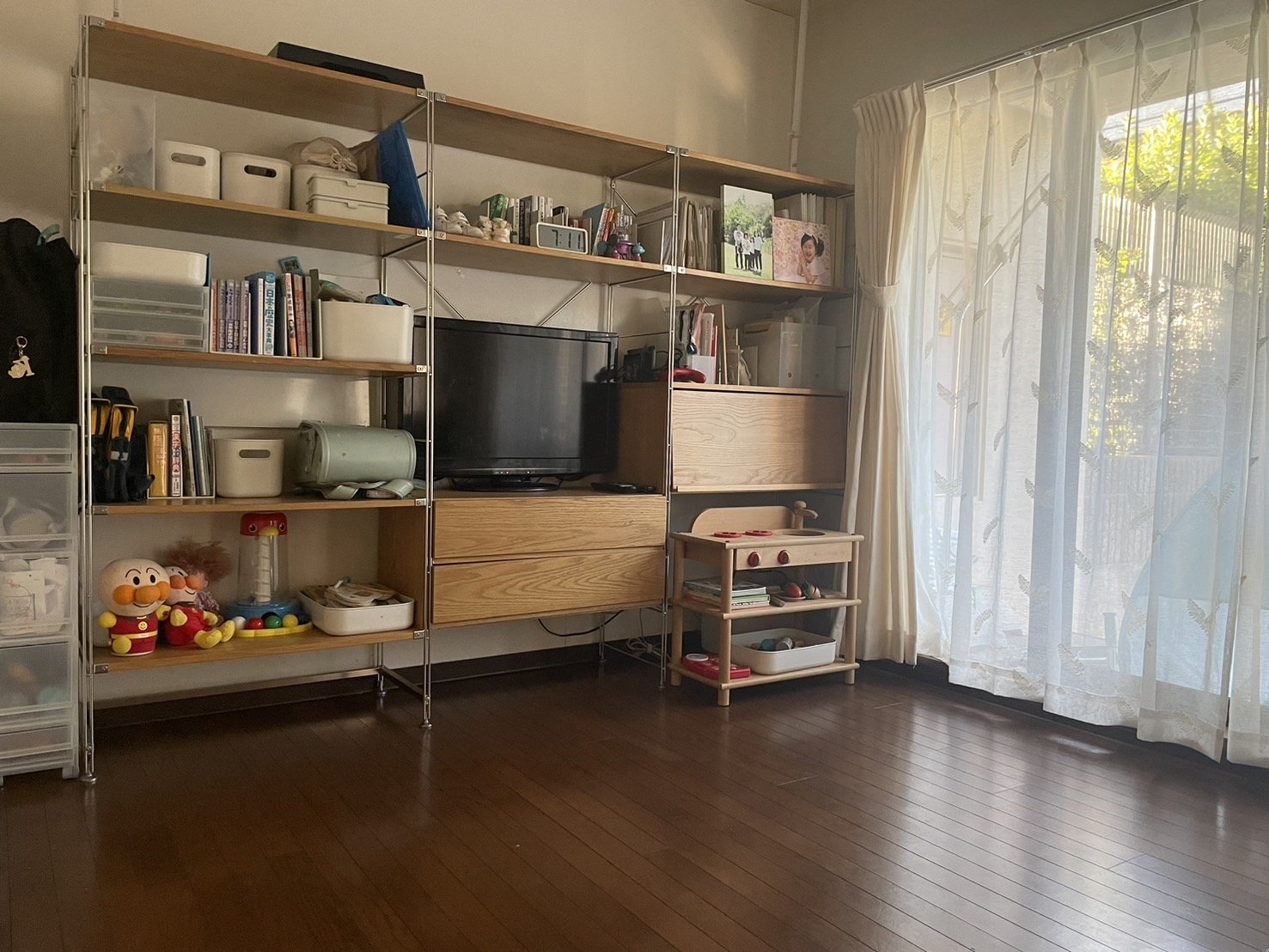 40代・無印良品好きの「インテリアのルール」3つ。家具の色を統一すると部屋があか抜ける | ESSEonline(エッセ オンライン)