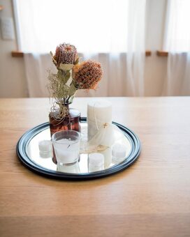 鏡がお盆に？部屋のイメチェンは0円工夫でできちゃう
