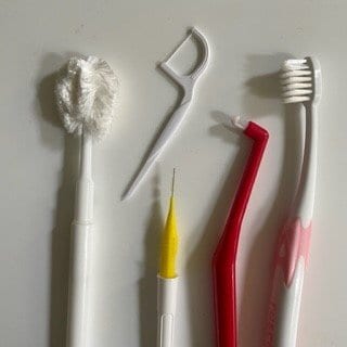 夜の歯磨きは鏡を見ながら15 分間