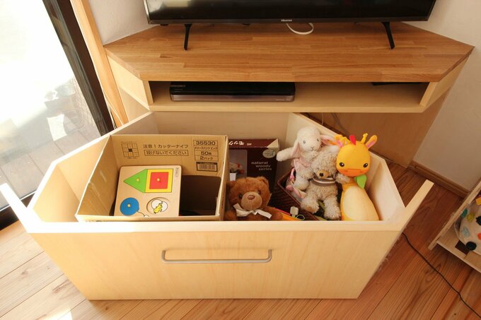 台形の収納ワゴン