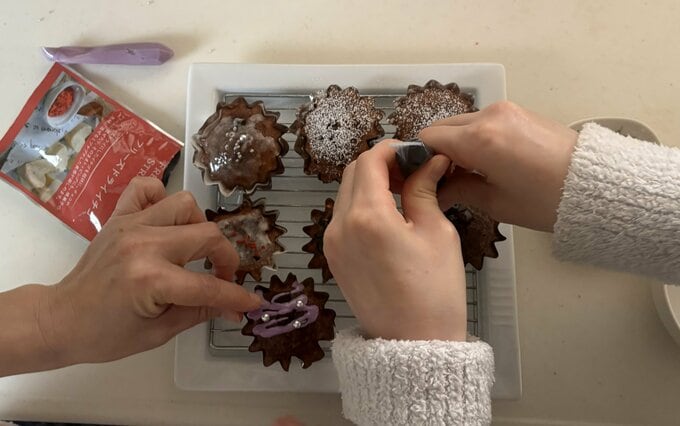 親子でデコレーション