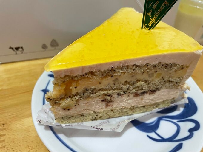 瀬戸内レモンと紅茶のトルテ