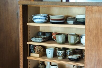 50代の「少なすぎず、もちすぎない」暮らし。収納に余白があれば、また選ぶ楽しみがある