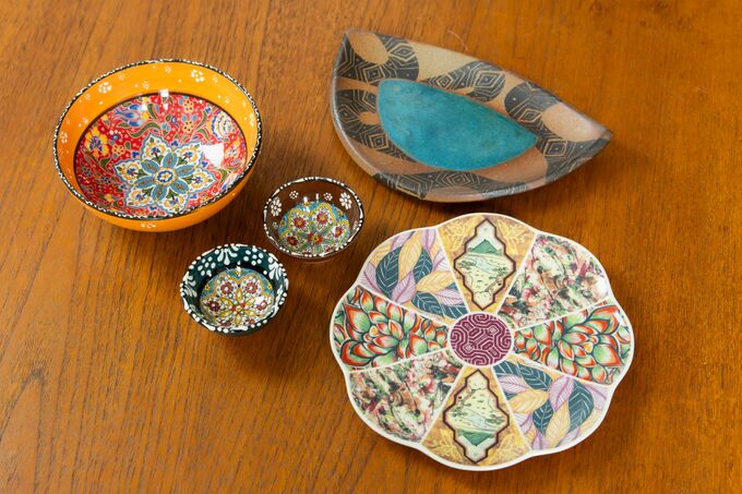 個性的なデザインの皿